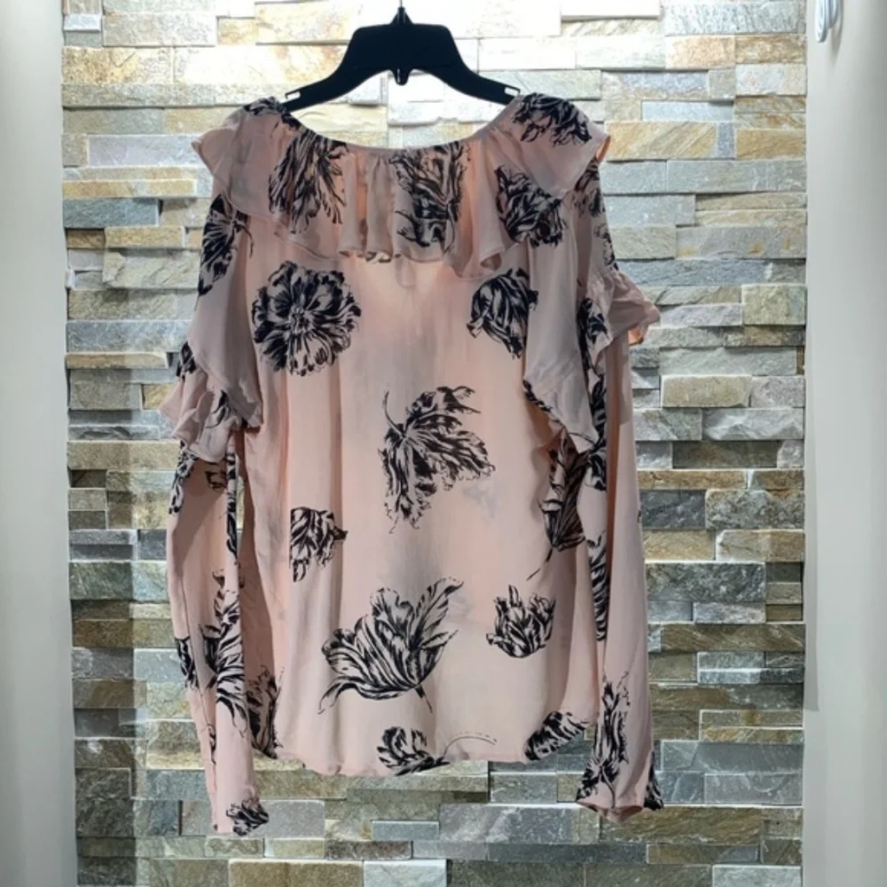 BP. - Print Ruffle Top - Picture 4 of 5